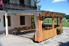 Gaststube außen